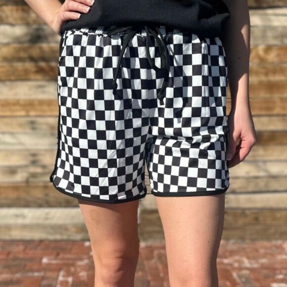 Round The Track Checkered Shorts Long Size Medium New - Picture 5 of 7